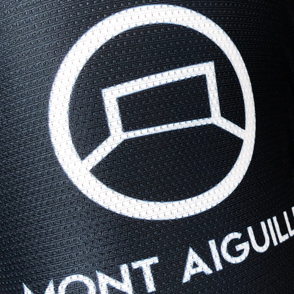MARQUE MONT AIGUILLE® - Détail Manche Maillot Cyclisme Homme D120, Vélo Route et Gravel - Logo Mont Aiguille, Cadeau Souvenir du Trieves Vercors
