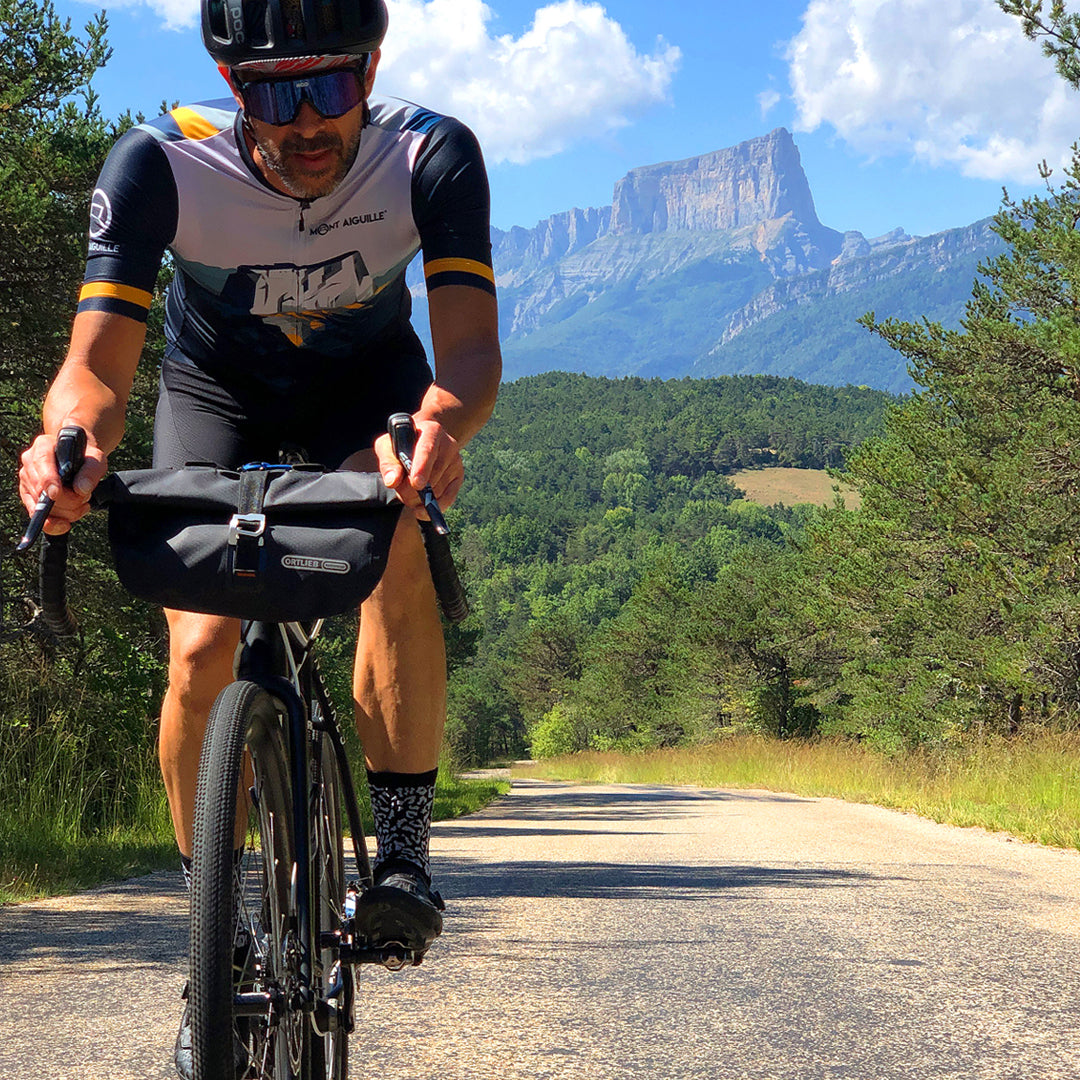 Manteaux de vélo de montagne pour hommes MTB | TREES Mountain Apparel Manteaux de vélo de montagne pour hommes MTB | TREES Mountain Apparel