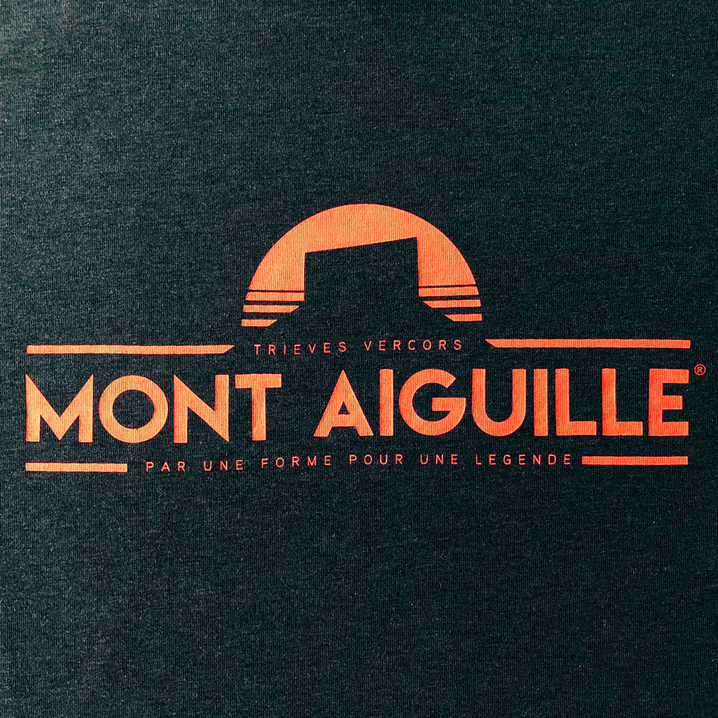 MARQUE MONT AIGUILLE® - Tee-Shirt Mont Aiguille Homme, Lyocell et Coton Bio, Bleu Graphite, Cadeau Souvenir du Trièves Vercors