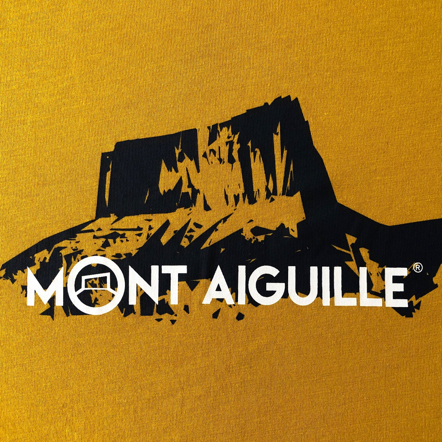 MARQUE MONT AIGUILLE® - Tee-Shirt Mont Aiguille Homme, Lyocell et Coton Bio, Pépite d'Or, Cadeau Souvenir du Trièves Vercors